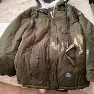 Green waterproof winter coat w/white fur lining
